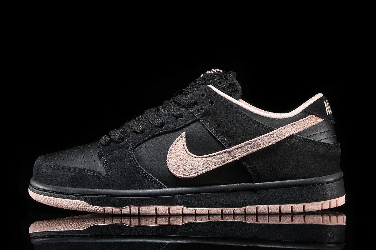 nike sb dunk low pink and black